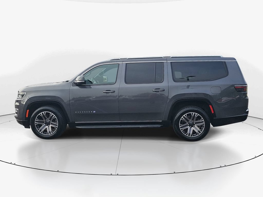 Used 2024 Jeep Wagoneer L Series II RWD image 10