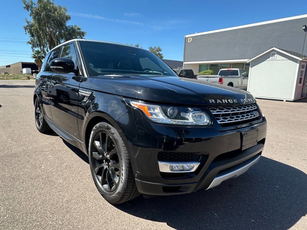 Used 2016 Land Rover Range Rover Sport HSE image 3