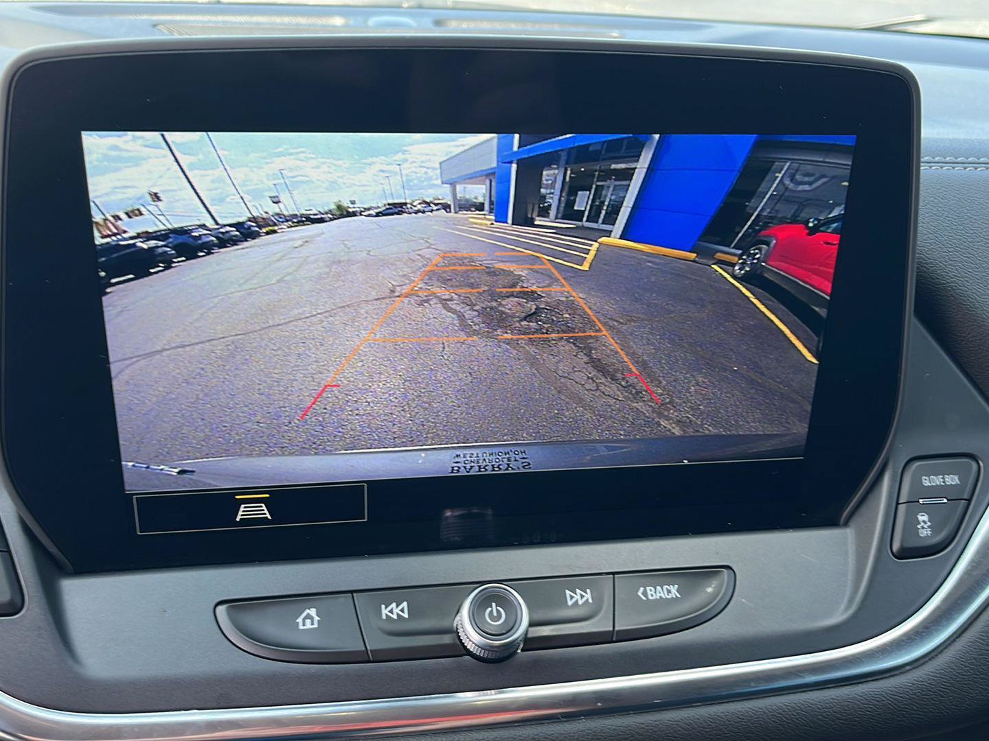 Used 2025 Chevrolet Blazer LT FWD image 13