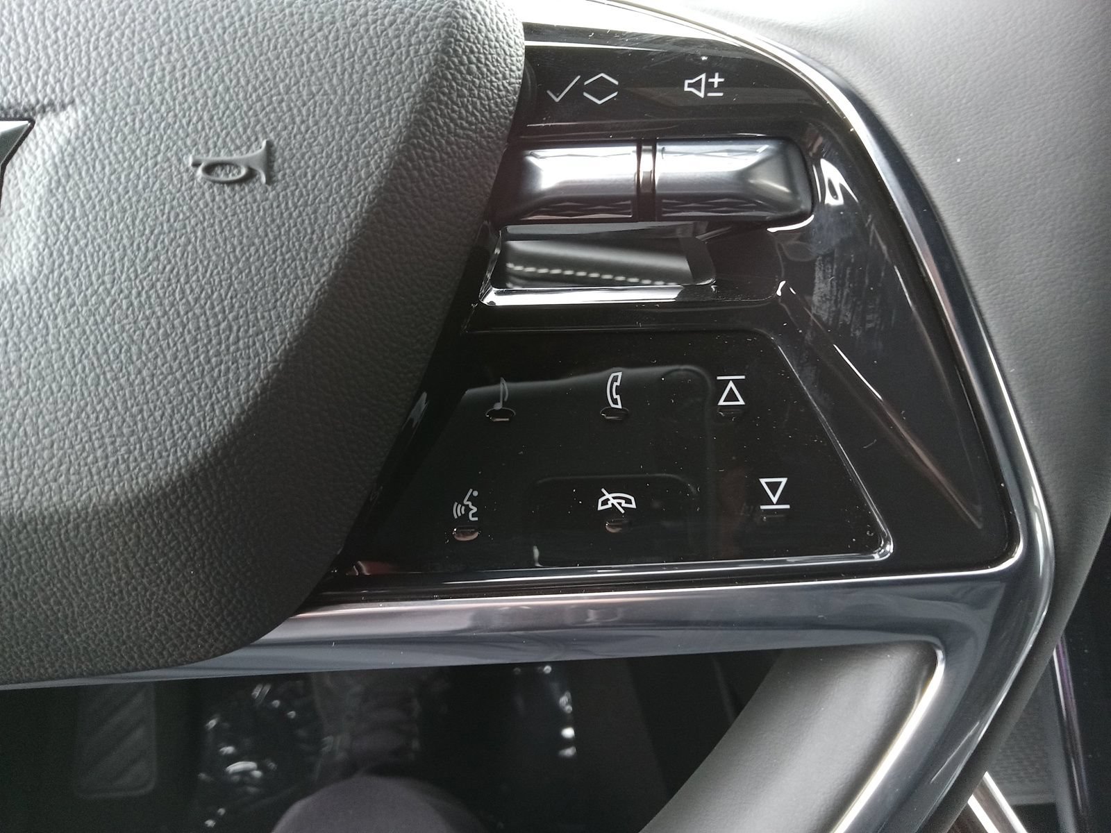New 2026 Cadillac Escalade 4WD image 22
