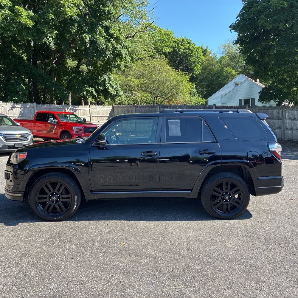 Used 2019 Toyota 4Runner Limited AWD/4WD image 4