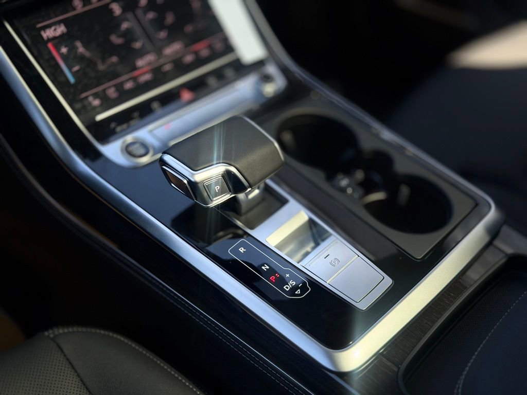New 2026 Audi Q7 3.0T Premium Plus AWD/4WD image 15
