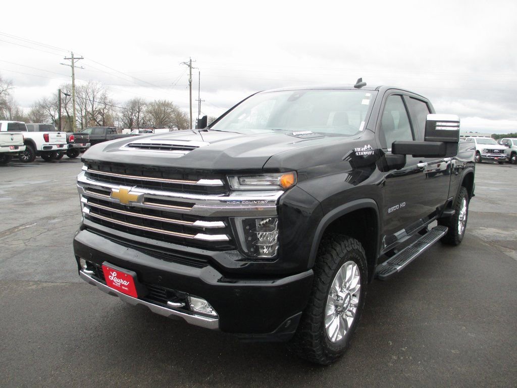 Used 2020 Chevrolet Silverado 2500 High Country w/ Technology Package image 12