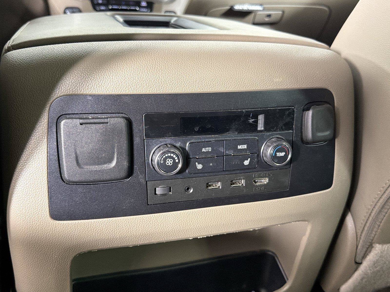 Used 2017 GMC Yukon SLT w/ Premium Edition RWD image 22