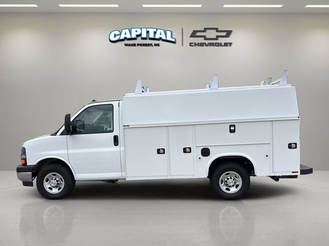 New 2025 Chevrolet Express 3500 w/ Power Convenience Package RWD image 10
