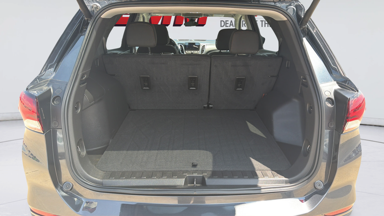 Used 2023 Chevrolet Equinox LT AWD/4WD image 23