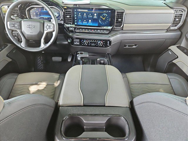 Used 2025 Chevrolet Silverado 1500 ZR2 w/ Technology Package AWD/4WD image 18