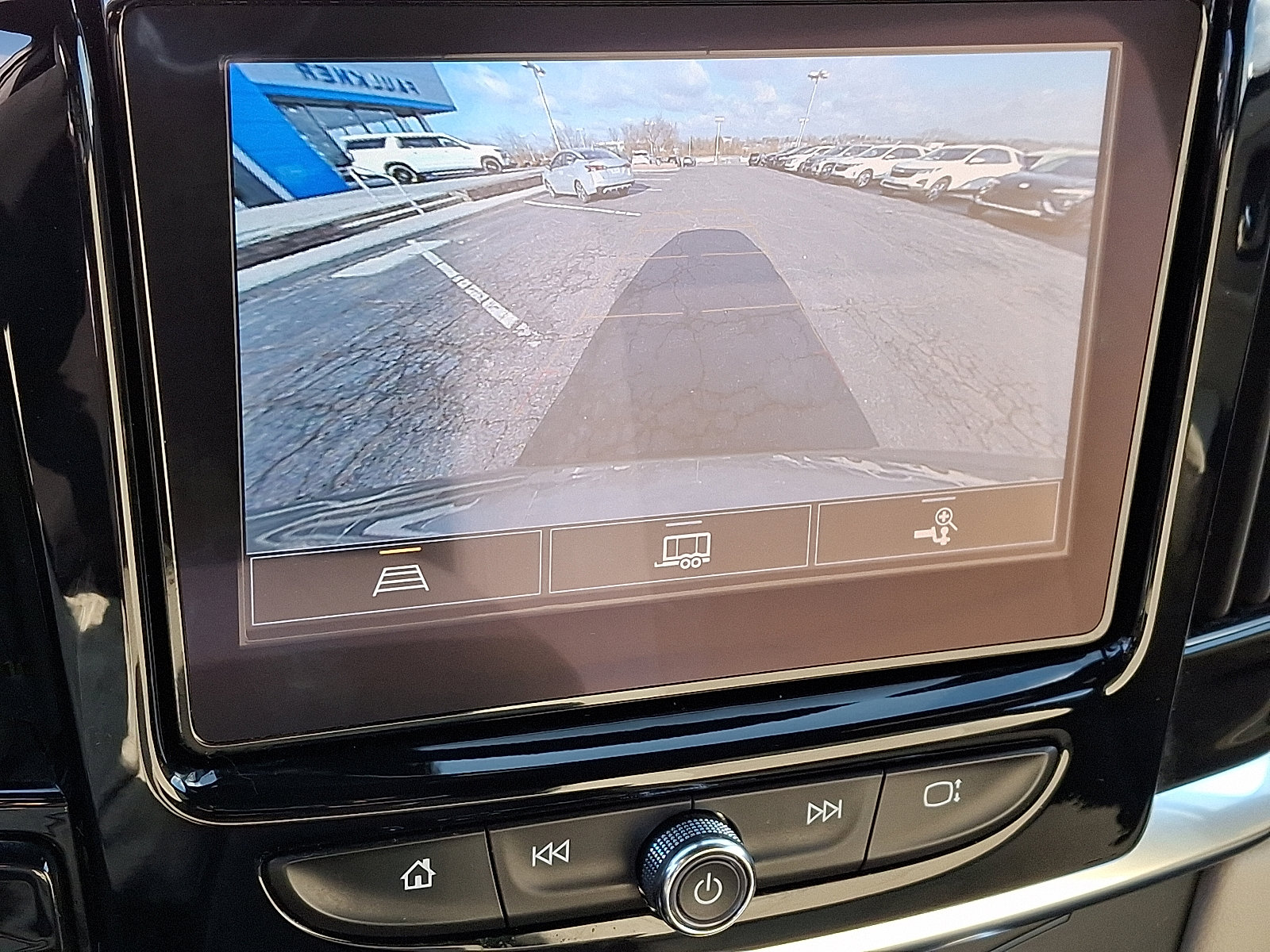 Used 2023 Chevrolet Traverse LT w/ LPO, Floor Liner Package image 20