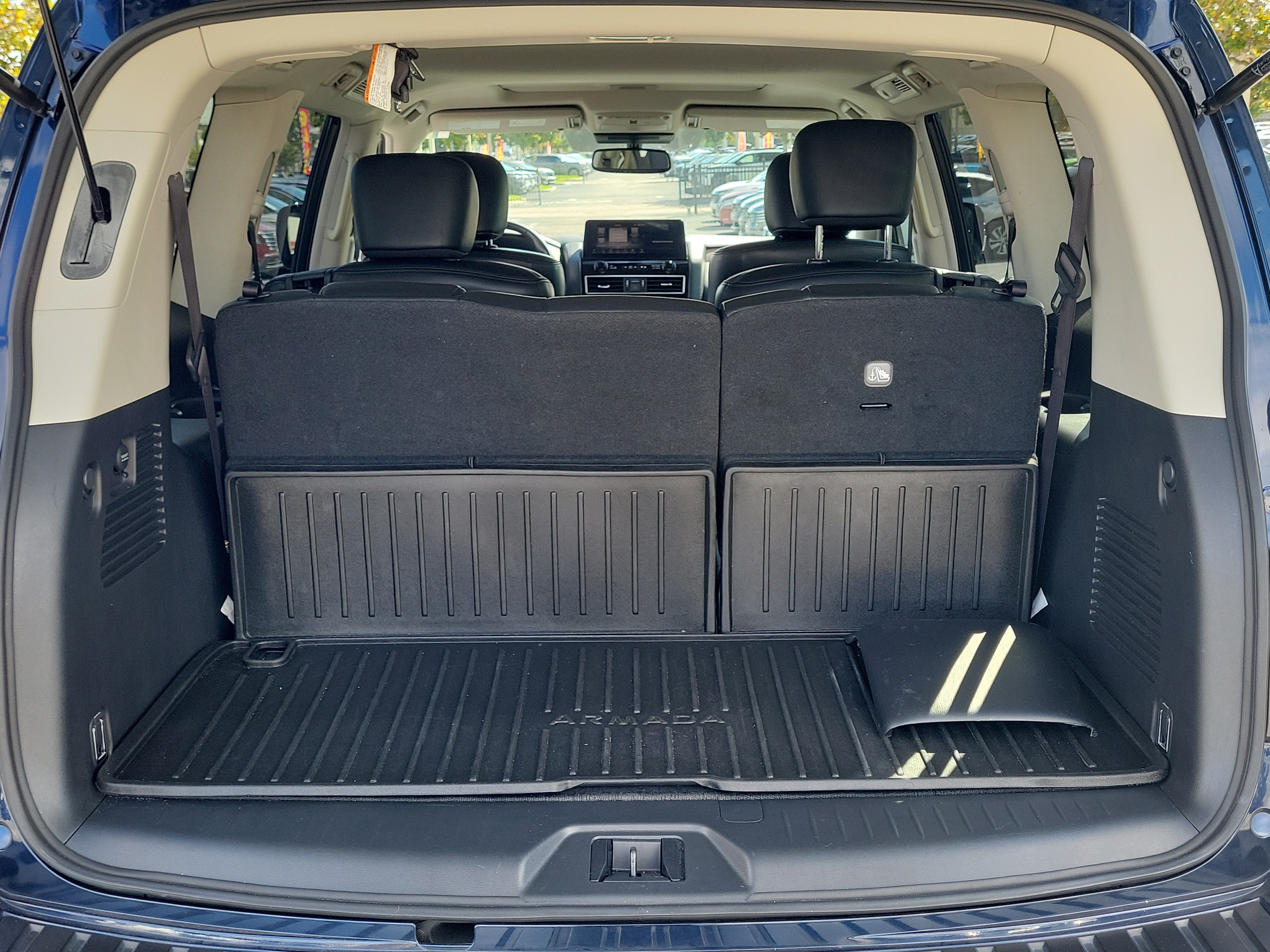 Certified 2024 Nissan Armada SL w/ Captain's Chairs Package RWD image 6