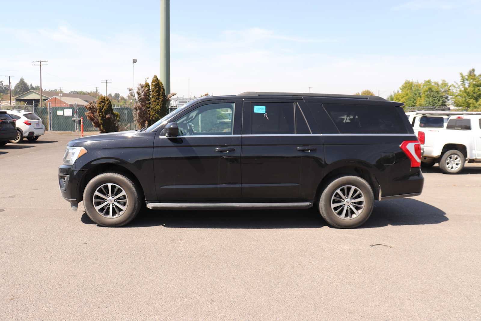 Used 2018 Ford Expedition Max XLT AWD/4WD image 8