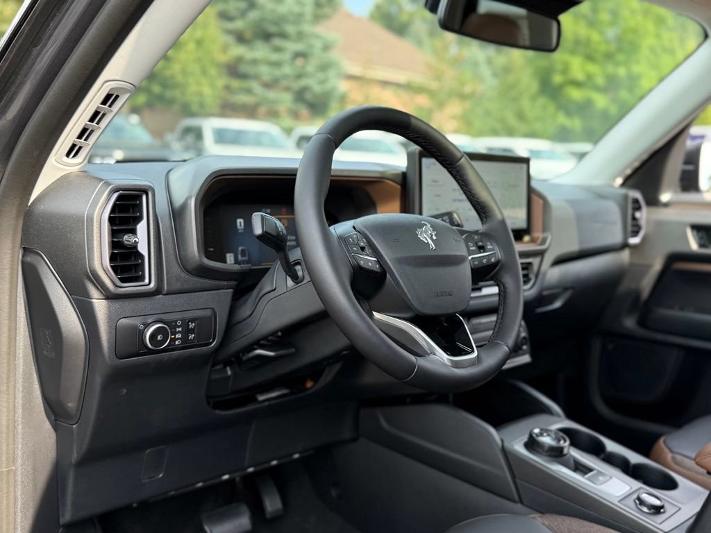 New 2026 Ford Bronco Sport Outer Banks w/ Outer Banks Tech Package+ AWD/4WD image 12