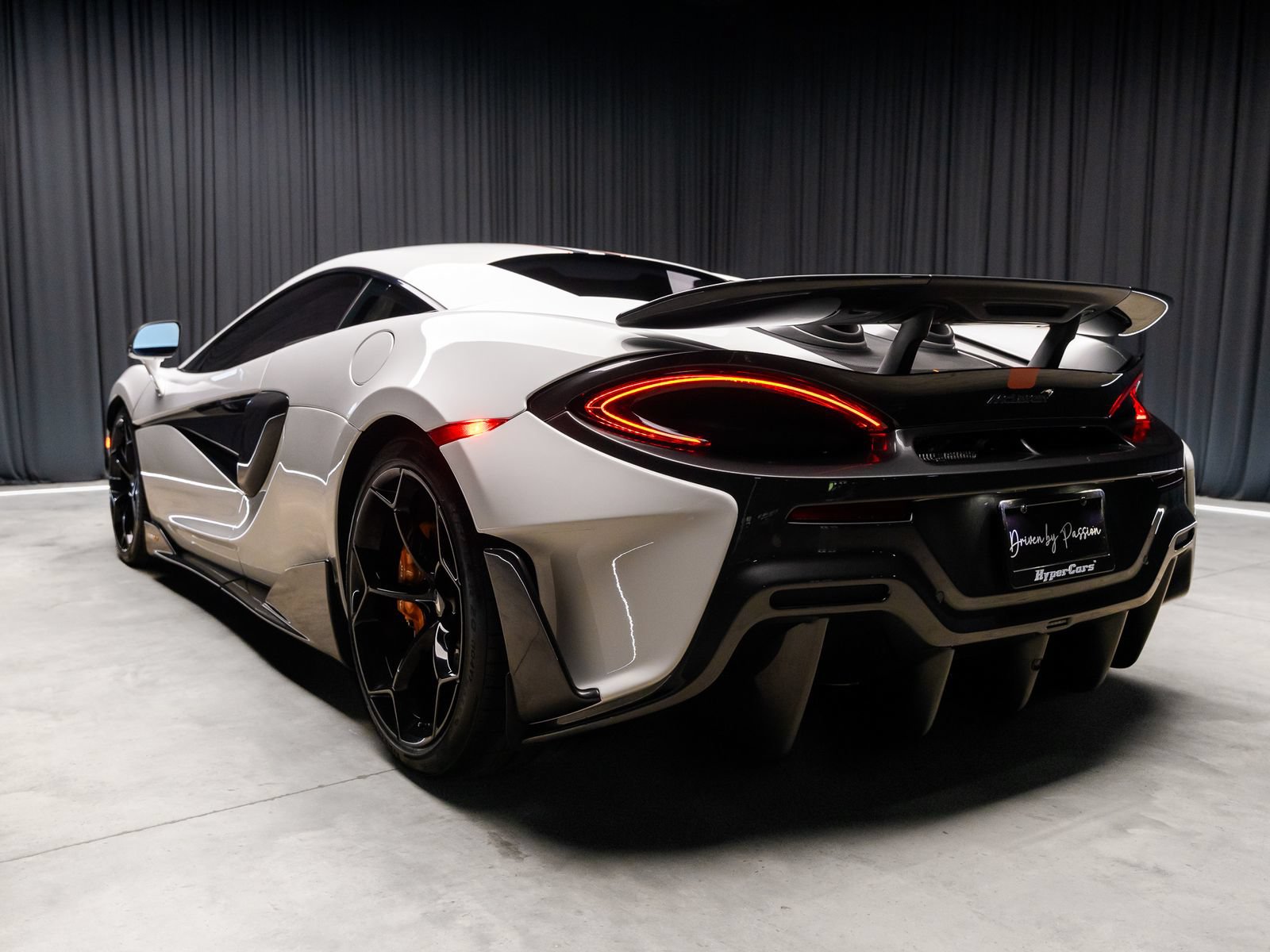 Used 2019 McLaren 600LT RWD image 42
