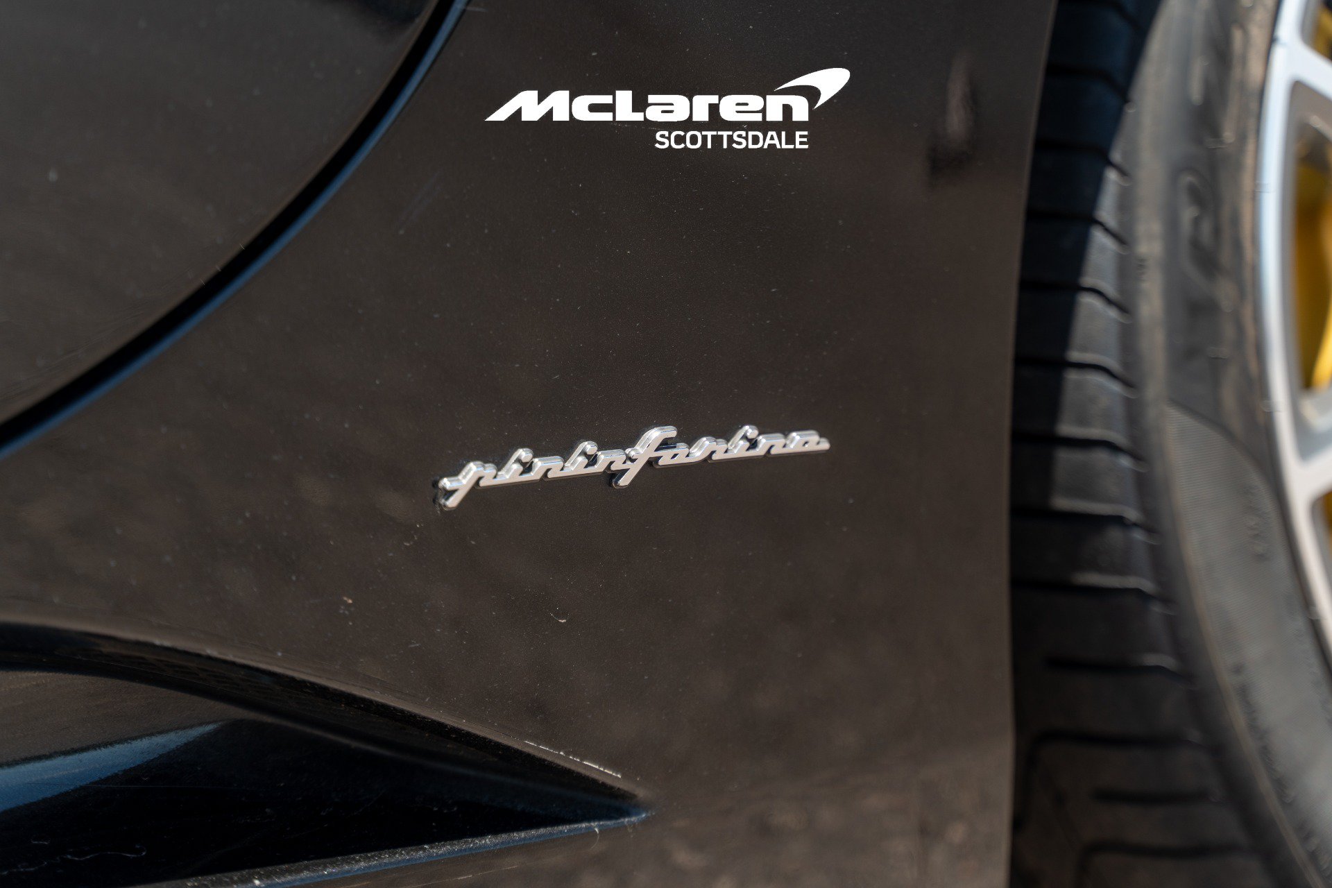 Used 2014 Ferrari California RWD image 26
