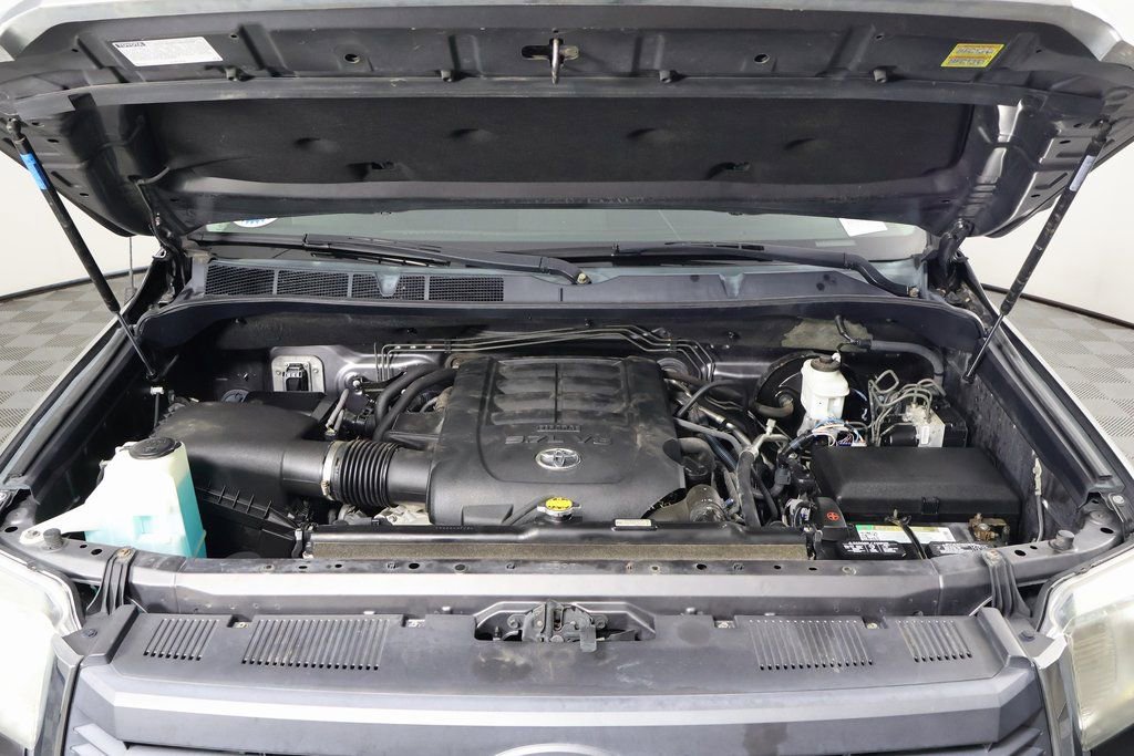 Used 2015 Toyota Tundra SR5 w/ SR5 Upgrade Package image 14