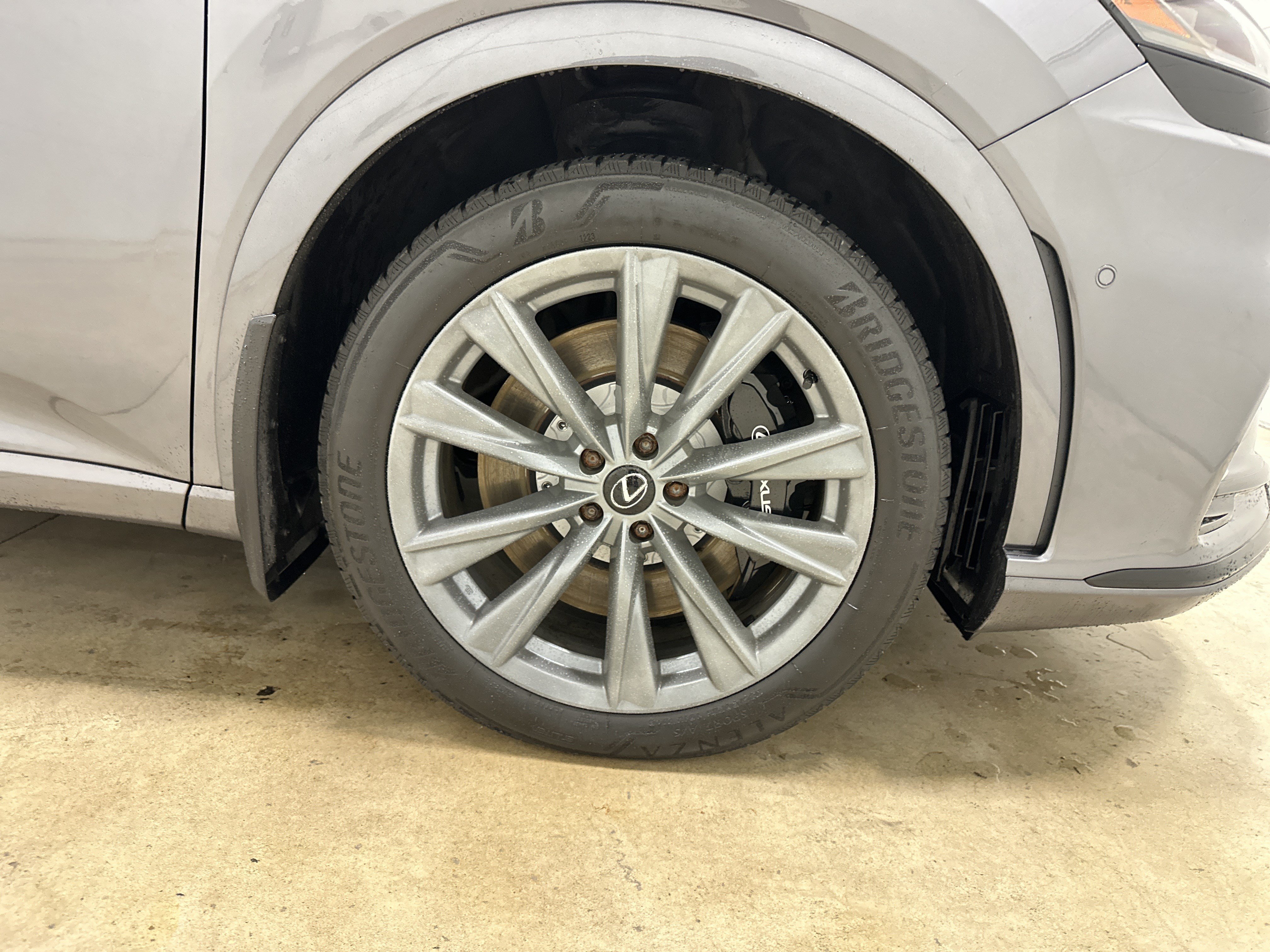 Used 2023 Lexus RX 500h F Sport w/ Cold Area Package AWD/4WD image 13