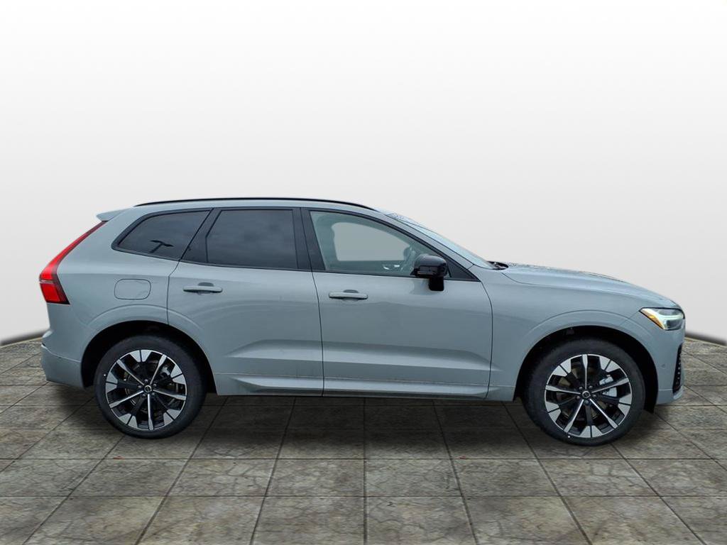 New 2026 Volvo XC60 T8 Plus w/ Protection Package Premier AWD/4WD image 2