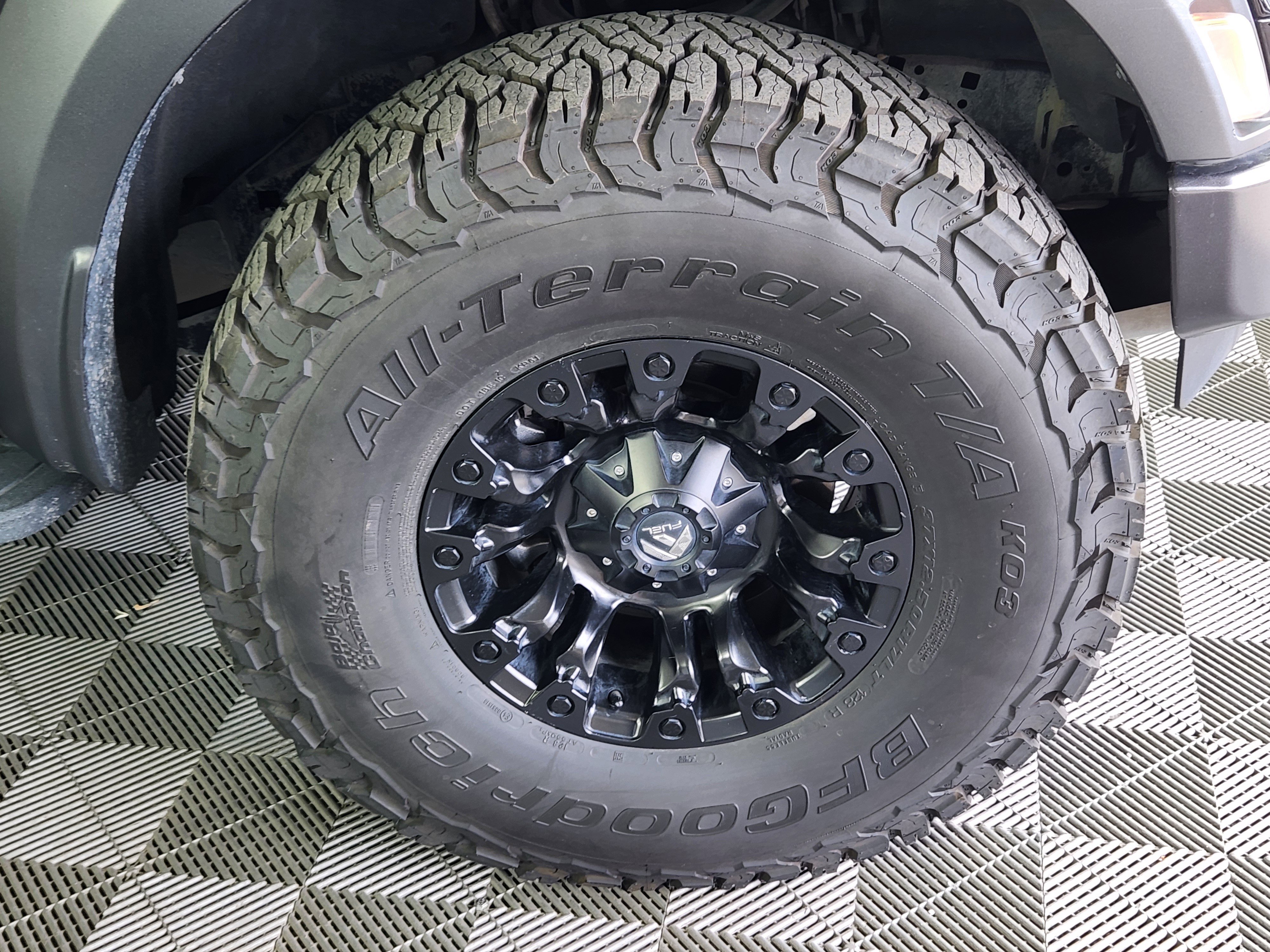 Used 2022 Ford F150 Raptor w/ Raptor 37 Performance Package AWD/4WD image 9