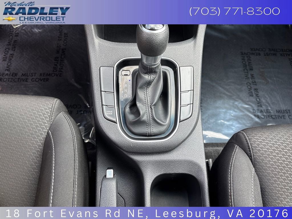 Used 2019 Hyundai Elantra GT FWD image 22