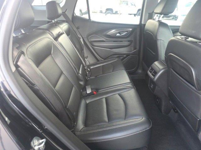 Used 2023 GMC Terrain SLT image 14