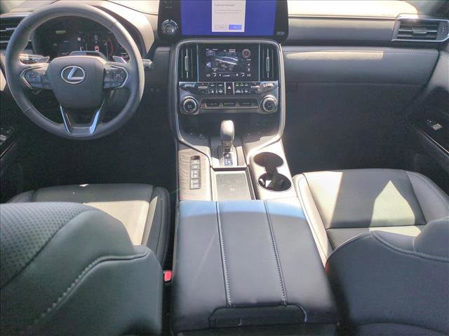 New 2025 Lexus LX 700h Overtrail image 14