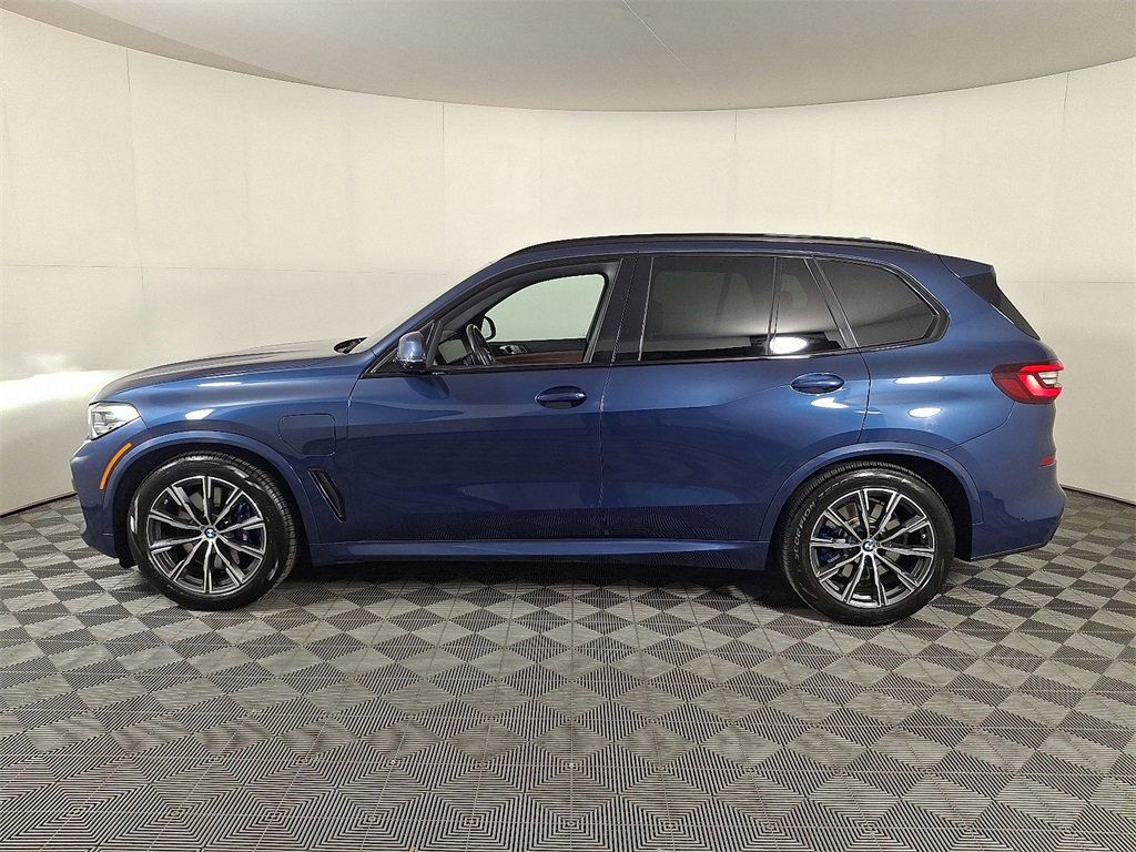 Used 2021 BMW X5 xDrive45e w/ M Sport Package image 7