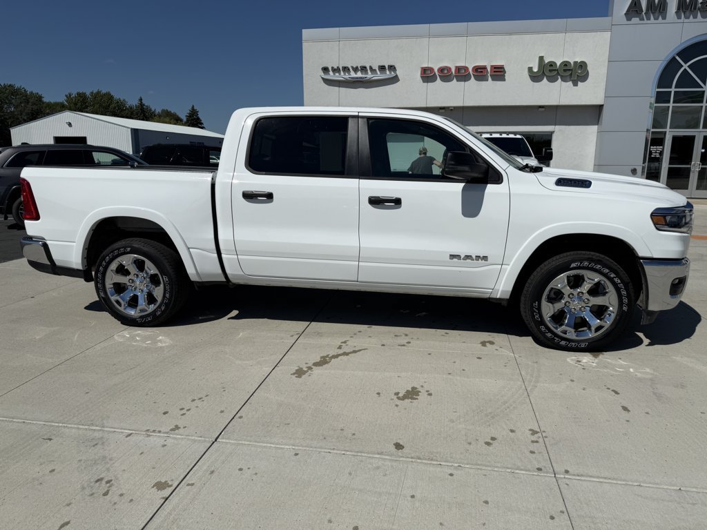 Used 2026 RAM 1500 Big Horn AWD/4WD image 9