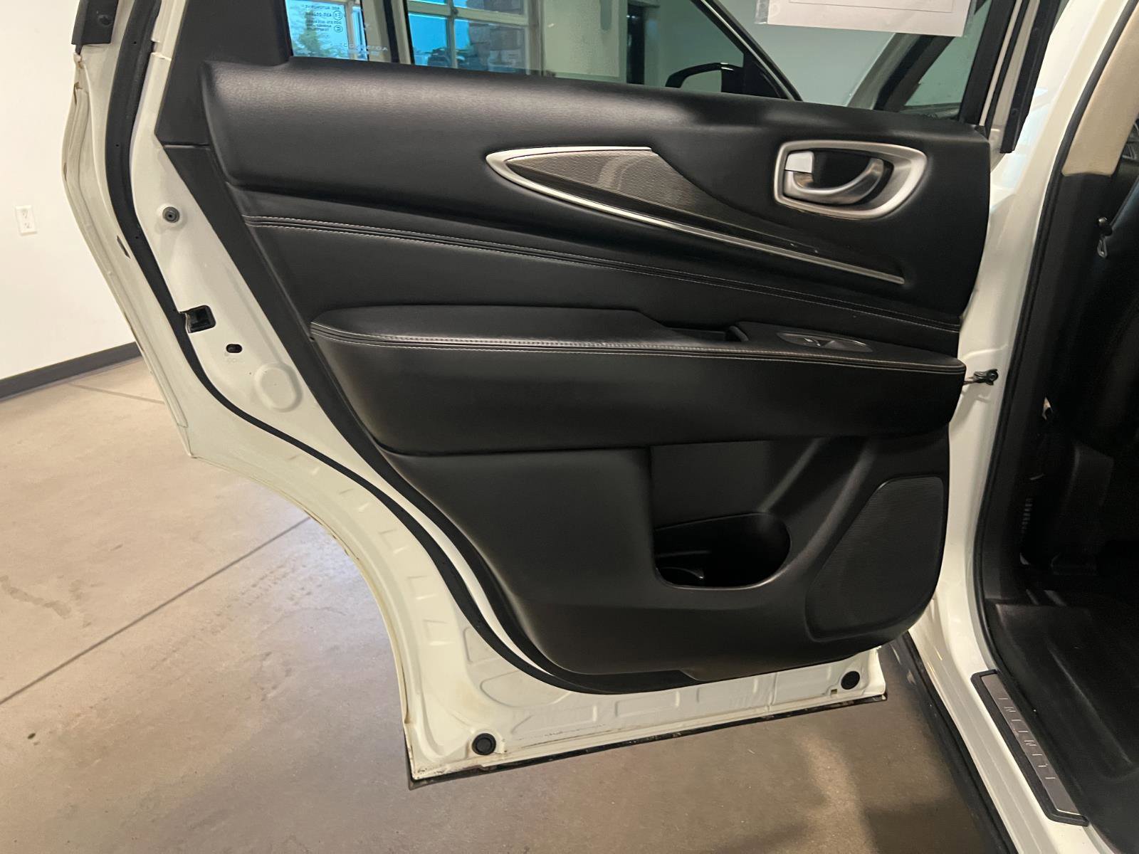 Used 2020 INFINITI QX60 Luxe AWD/4WD image 33