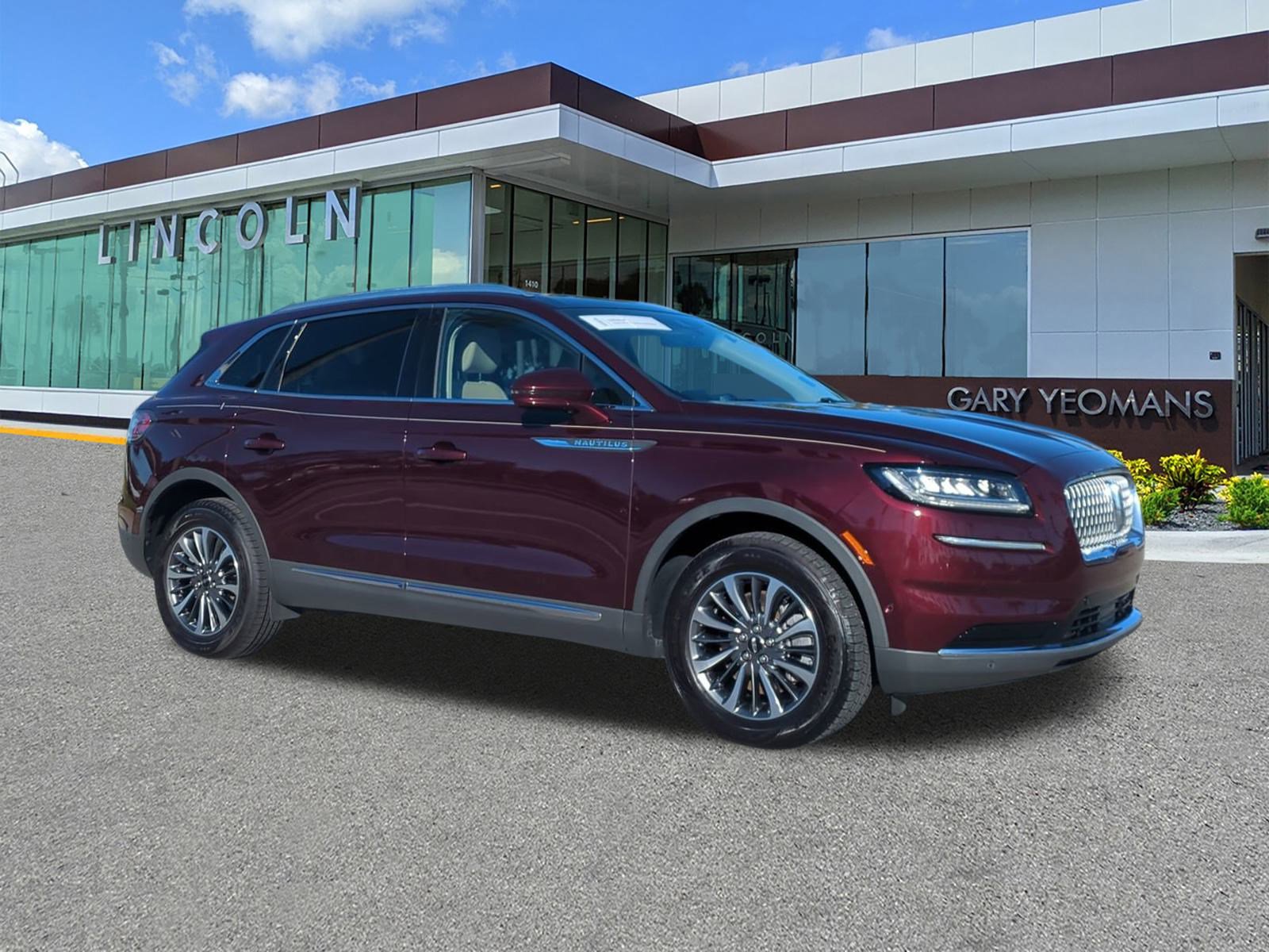 Certified 2022 Lincoln Nautilus Reserve image 2