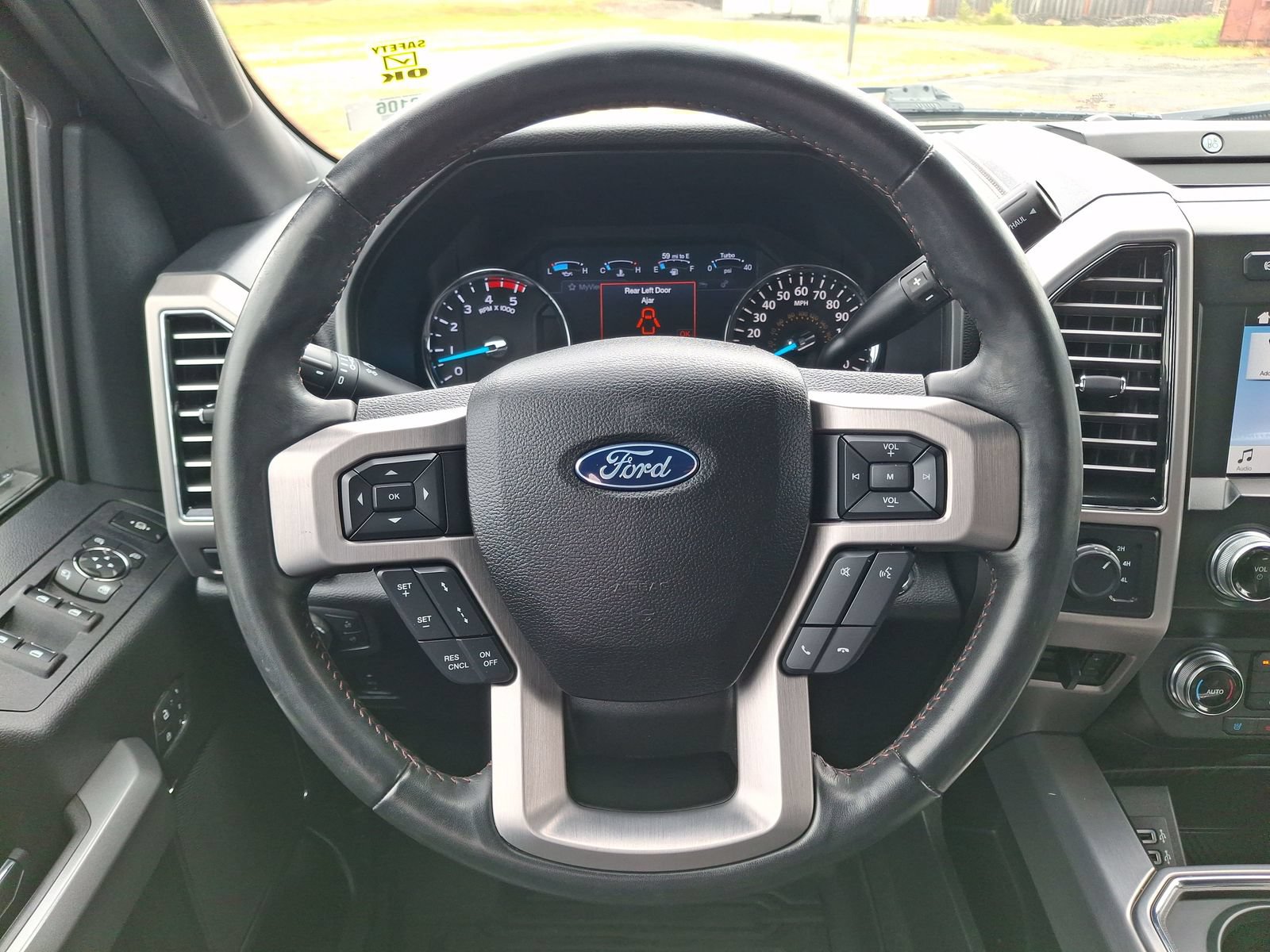 Used 2019 Ford F350 Platinum w/ Platinum Ultimate Package AWD/4WD image 10