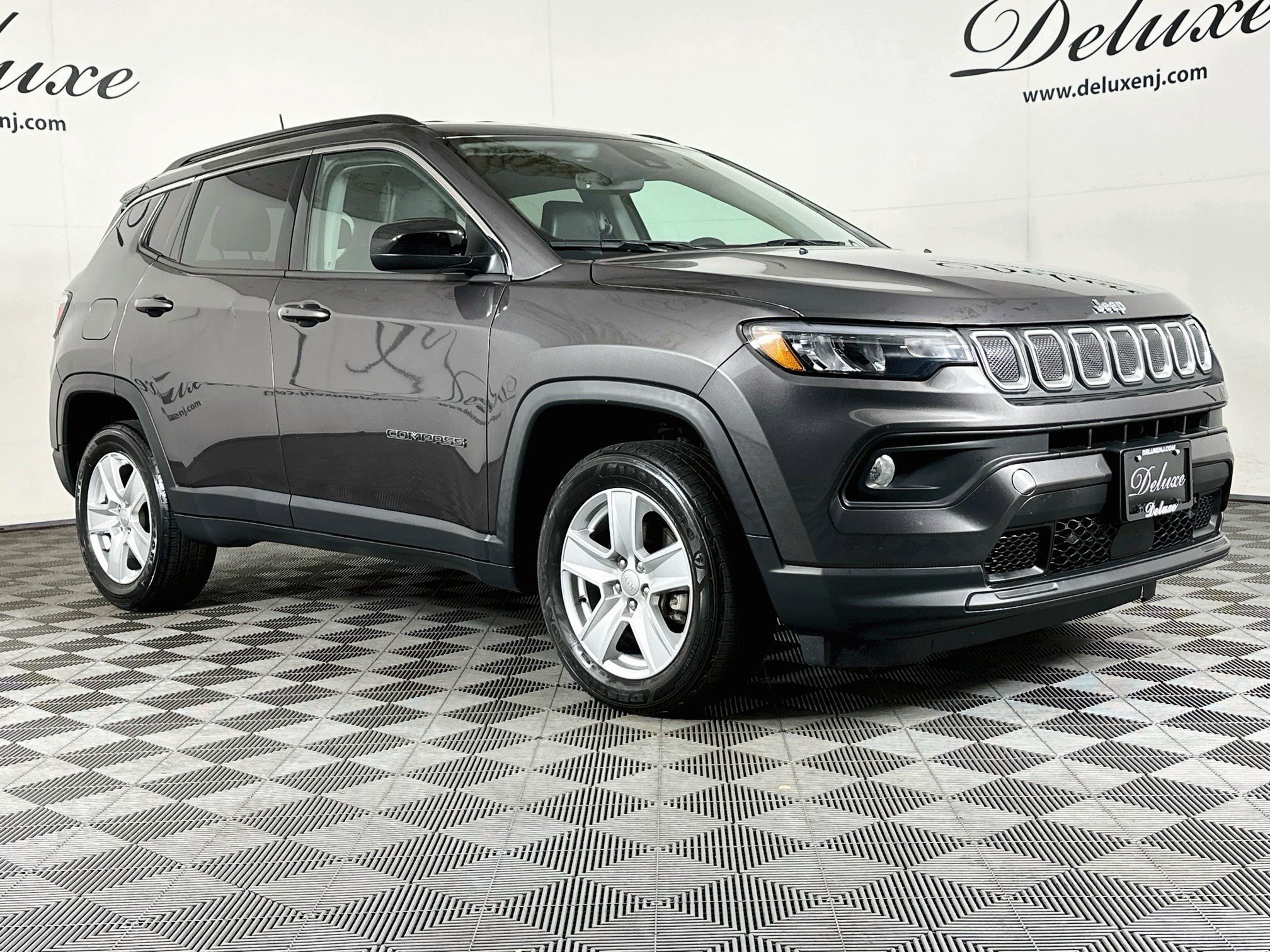 Used 2022 Jeep Compass Latitude w/ Convenience Group