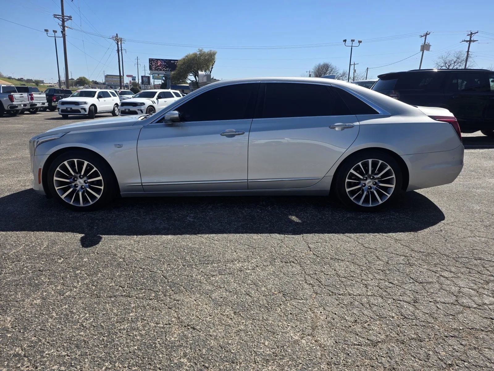 Used 2018 Cadillac CT6 Luxury image 4