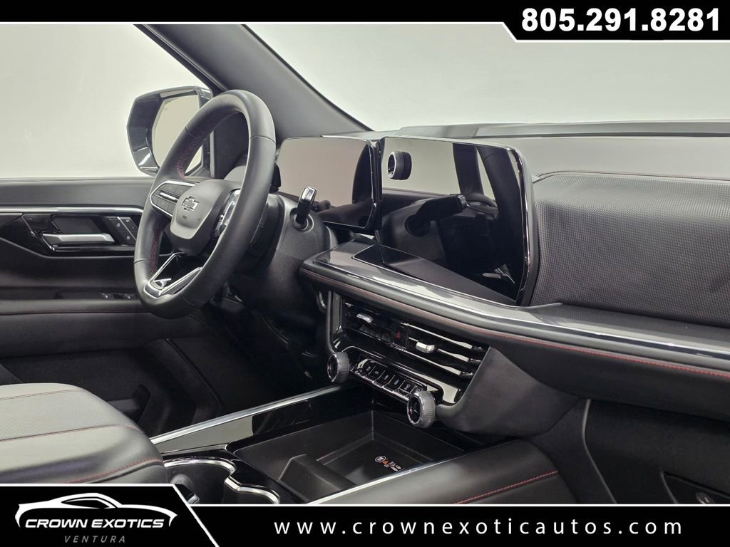 Used 2025 Chevrolet Suburban RST w/ Sun And Tow Package image 11