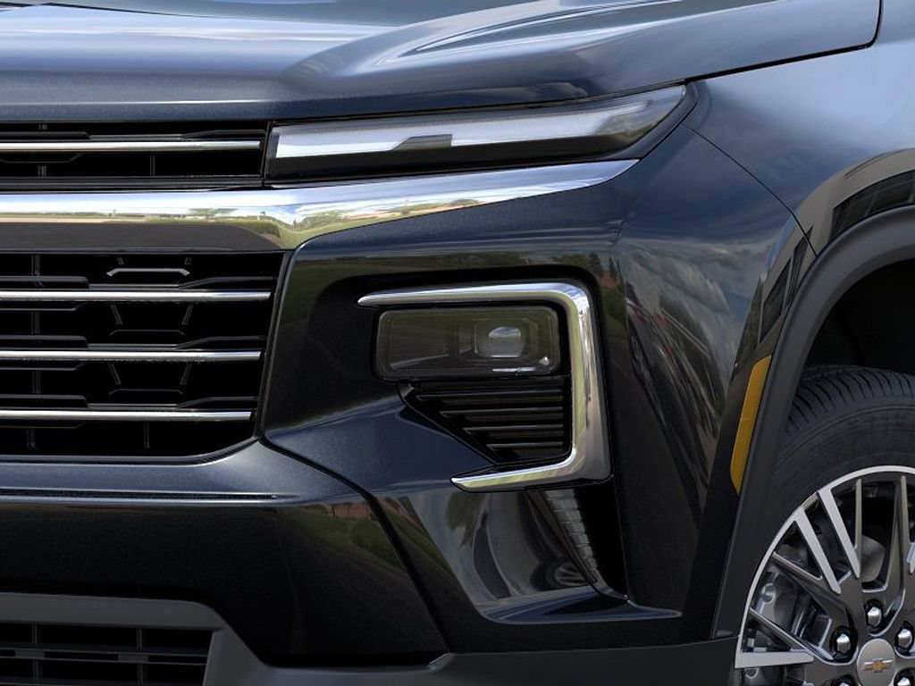 New 2026 Chevrolet Traverse LT w/ Driver Confidence Package AWD/4WD image 10