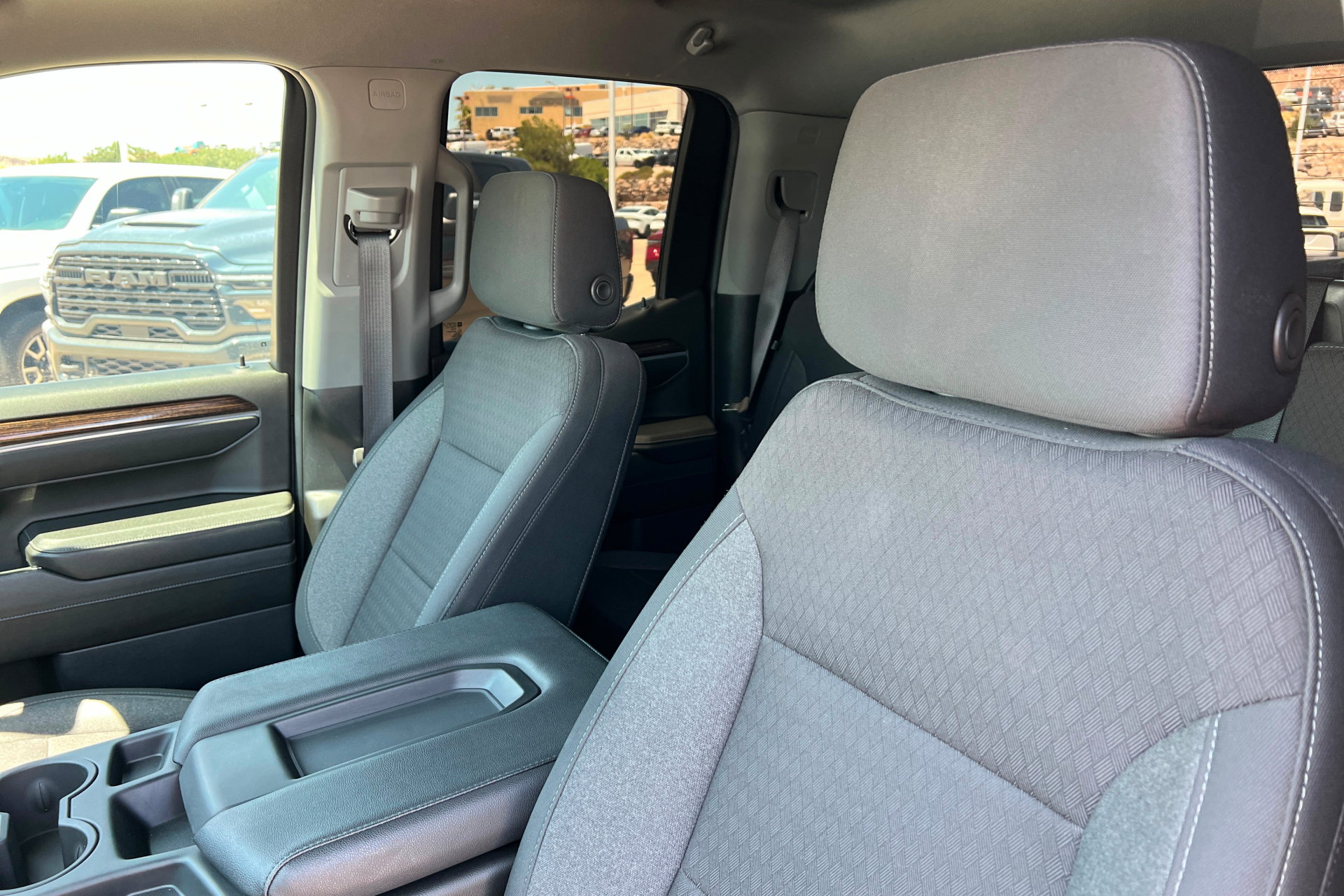 Used 2024 GMC Sierra 1500 Elevation RWD image 17