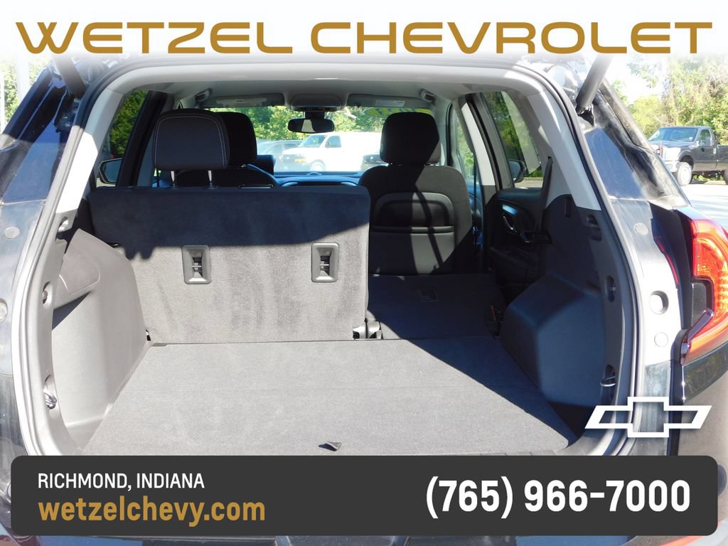 Used 2023 GMC Terrain SLE w/ Driver Convenience Package FWD image 23