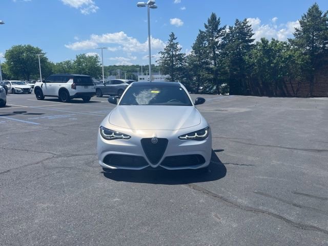 Used 2024 Alfa Romeo Giulia RWD video 2