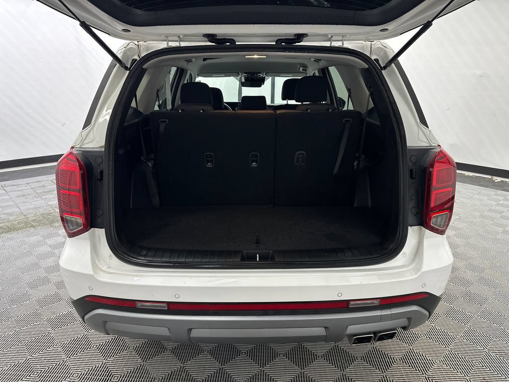 Used 2025 Hyundai Palisade SE FWD image 19