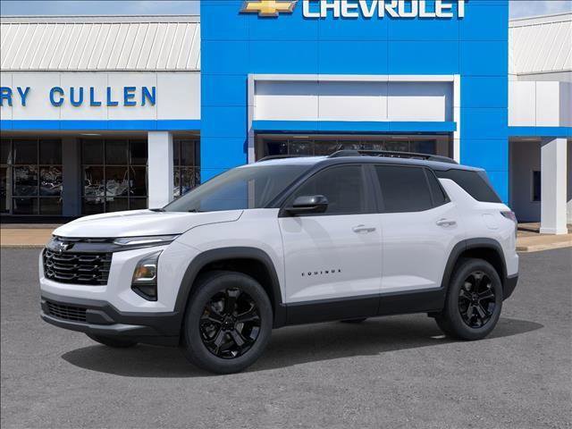 New 2026 Chevrolet Equinox LT w/ Midnight Edition FWD image 2