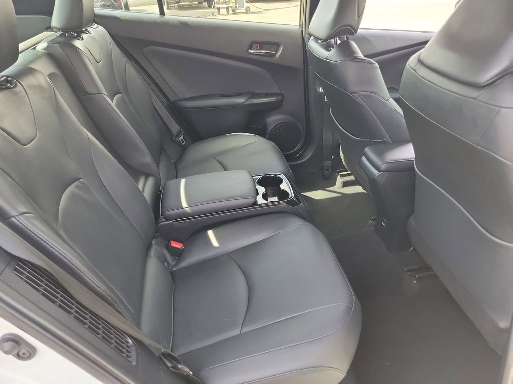 Used 2019 Toyota Prius Prime Advanced FWD image 23