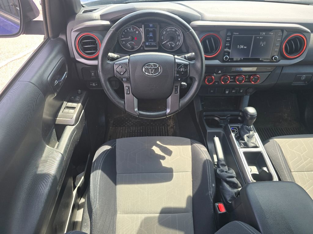 Used 2022 Toyota Tacoma TRD Sport AWD/4WD image 21
