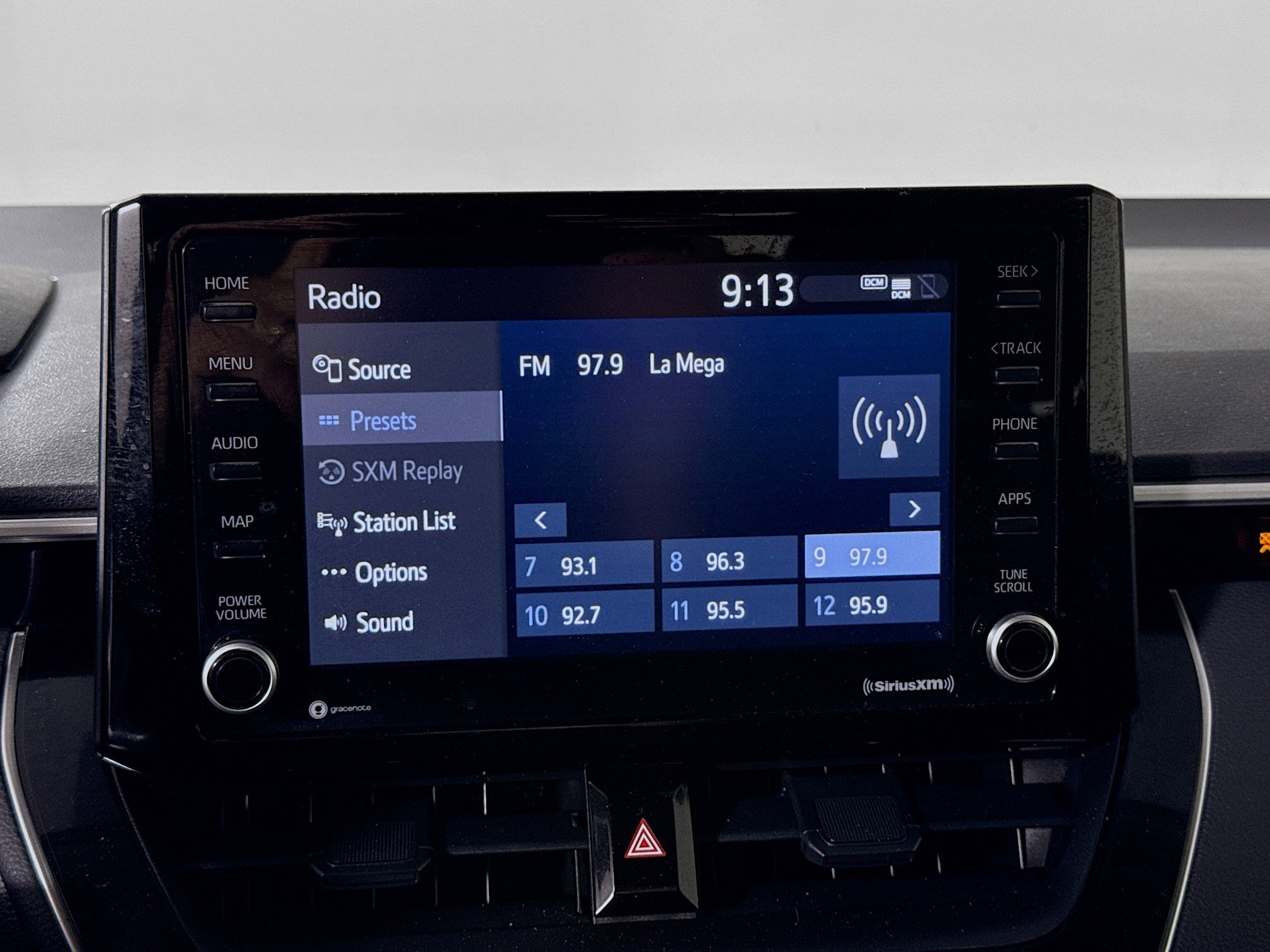 Certified 2022 Toyota Corolla LE image 14