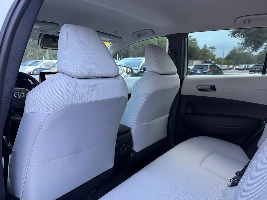 Used 2023 Toyota Corolla Cross L FWD image 18