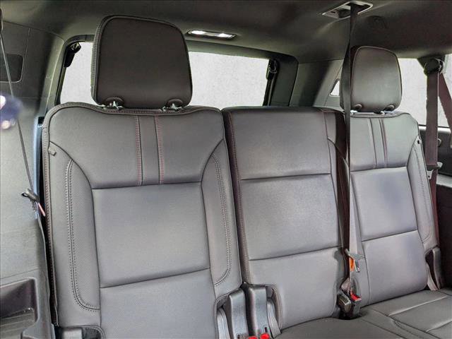 Used 2022 Chevrolet Suburban RST w/ Luxury Package image 21