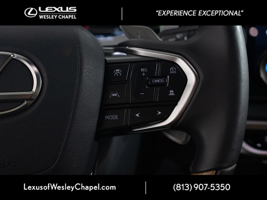Used 2025 Lexus RX 350 Premium w/ Accessory Package (Z1) FWD image 38
