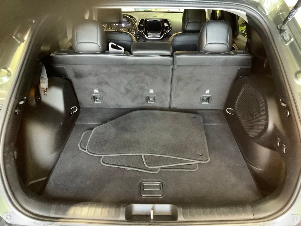 Certified 2019 Jeep Cherokee Limited AWD/4WD image 15