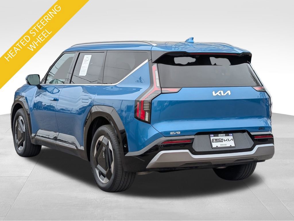 Used 2024 Kia EV9 Land AWD/4WD image 3