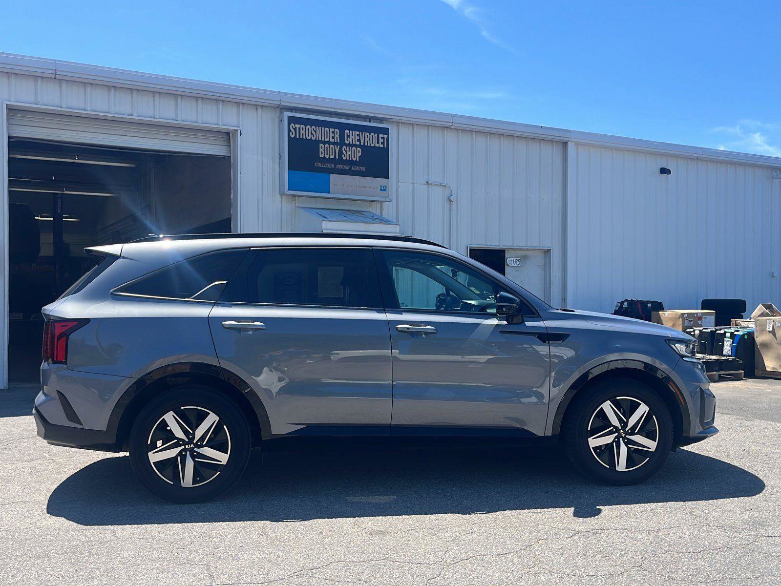 Used 2021 Kia Sorento S w/ Panoramic Sunroof Package FWD image 6