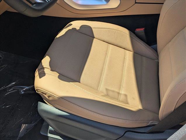 New 2026 Mercedes-Benz GLS 450 4MATIC image 4