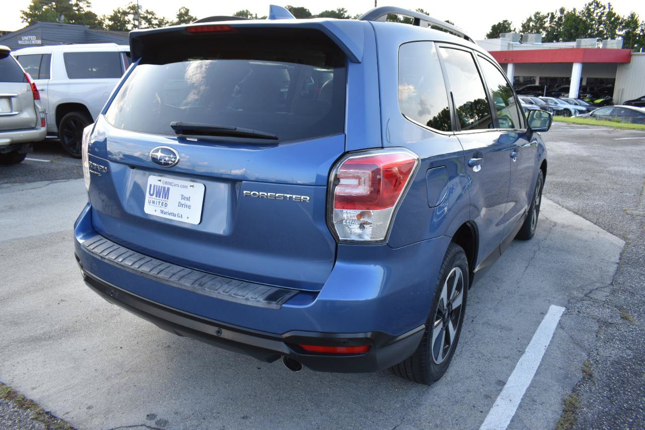 Used 2018 Subaru Forester 2.5i Limited AWD/4WD image 6