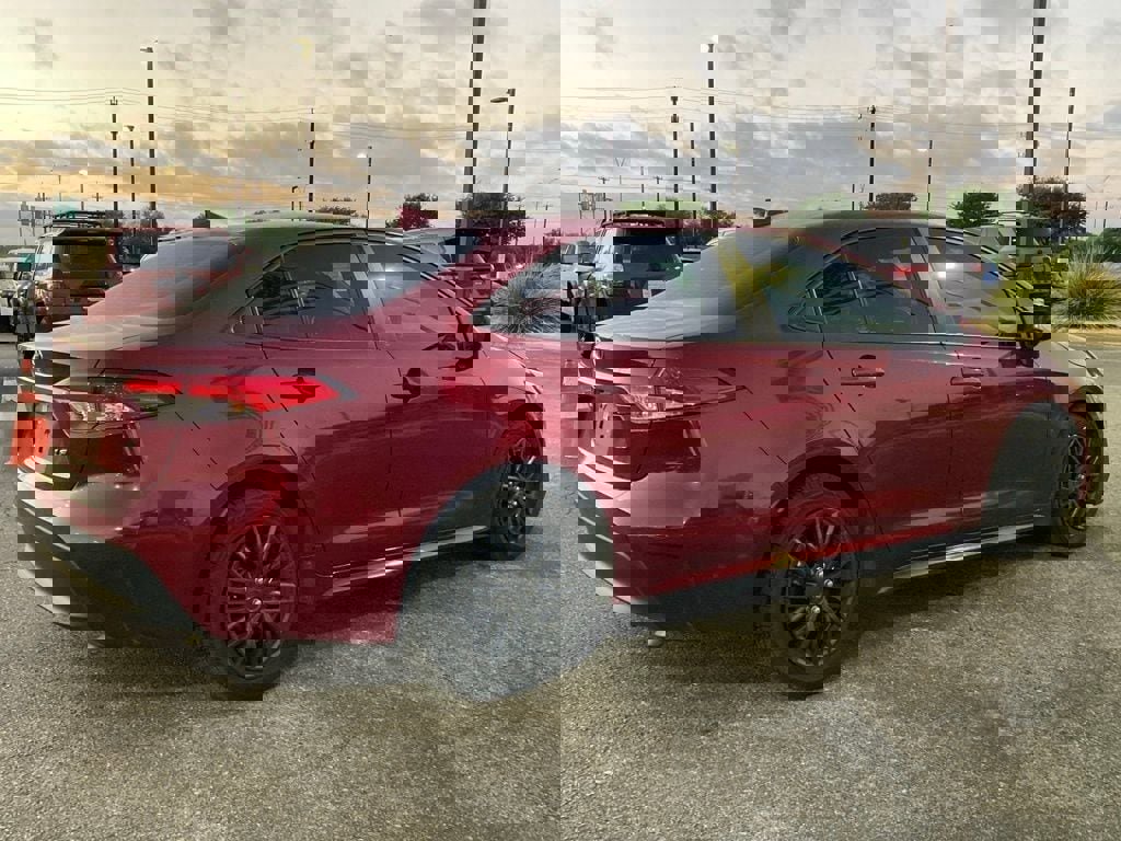 Used 2023 Toyota Corolla LE image 4